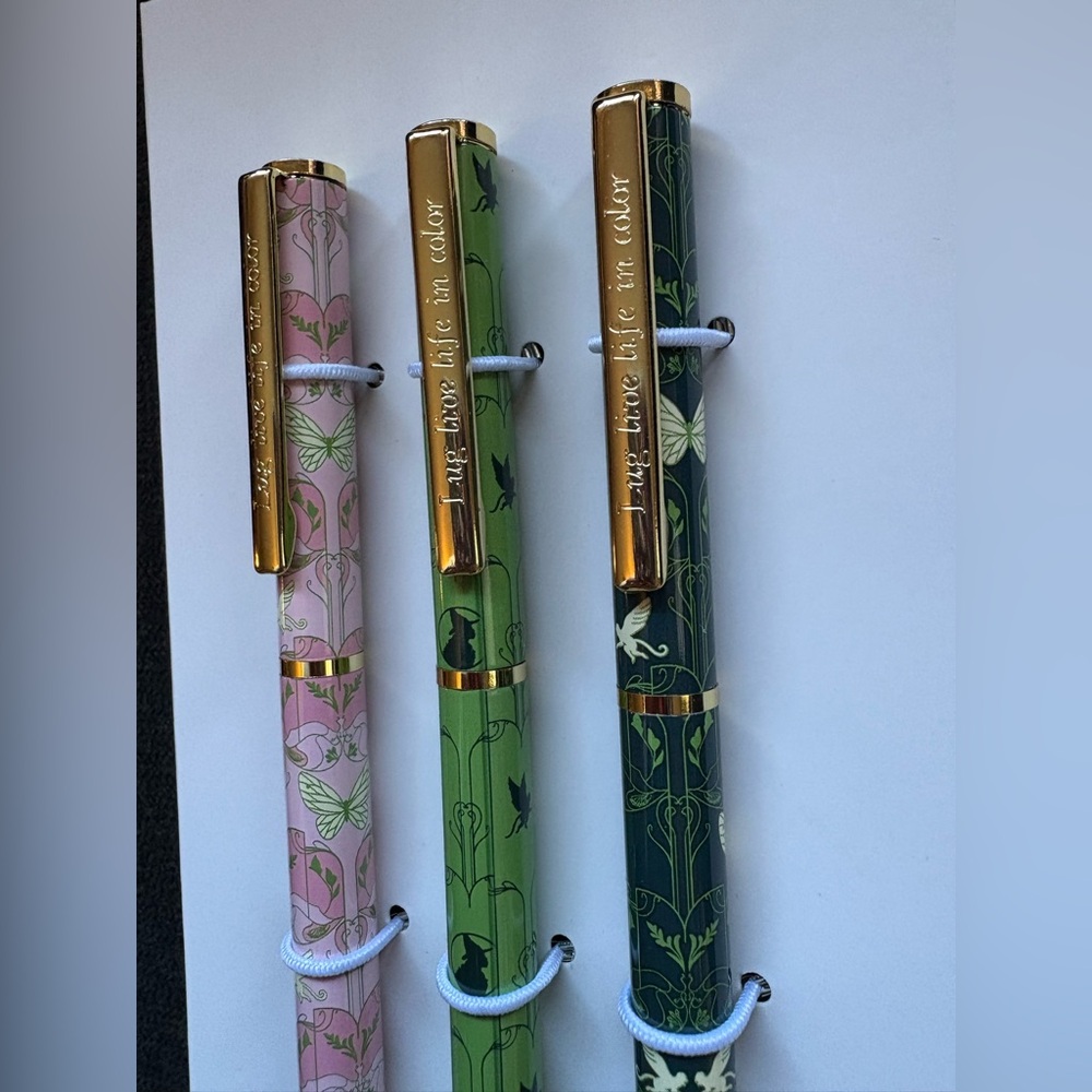 Lug x Wicked For Good Pens (Elphaba Green and Glinda Pink with Gold 3-pack) - Picture 8 of 12